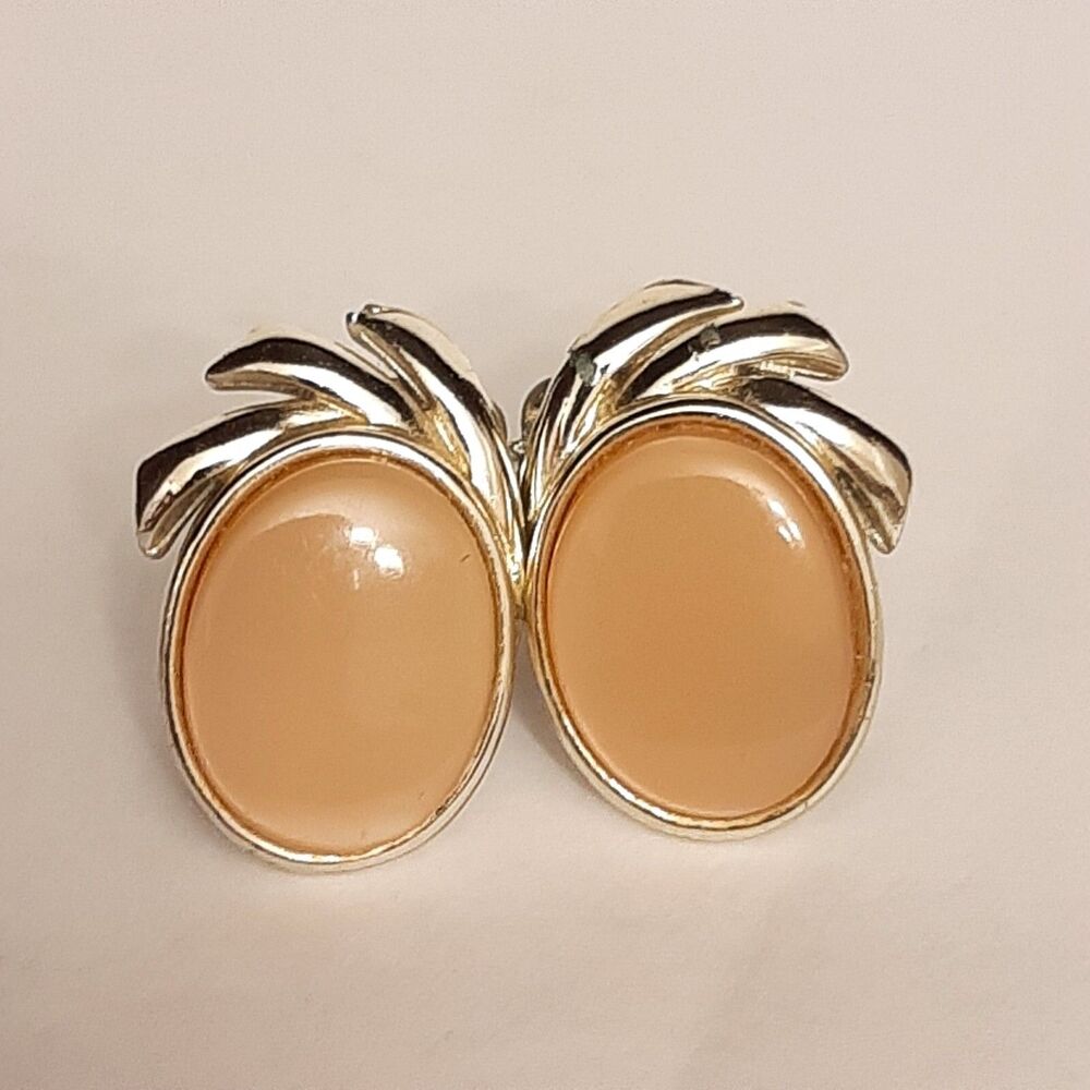 Vintage CORO Clip Earrings Beige Silver Tone Signed Thermoset Moonglow 50's 60's